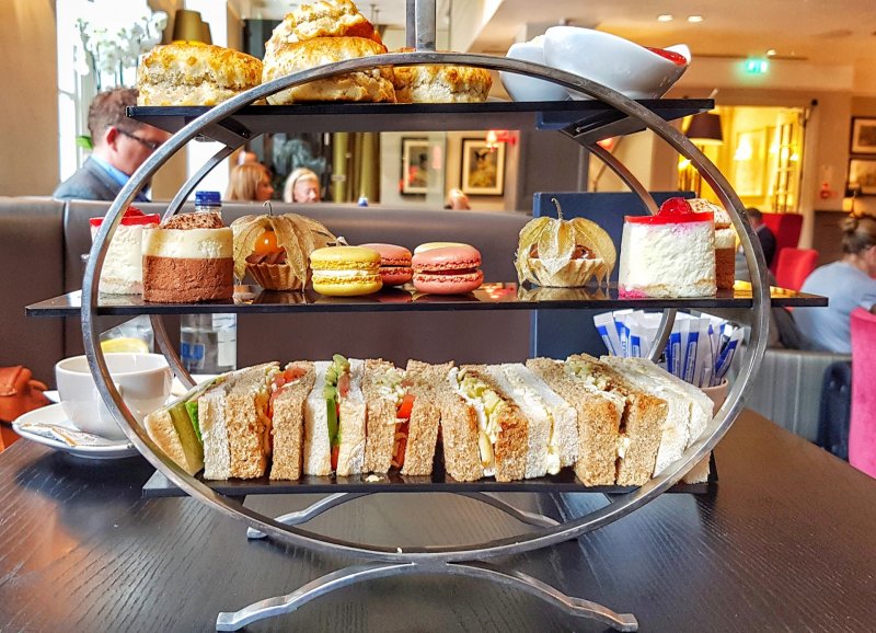 Afternoon Tea at the London Bridge Hotel
