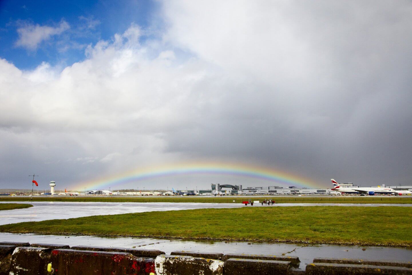 A Guide to Gatwick Airport, my Favourite London Airport